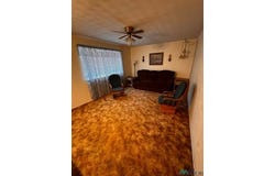 320 E 11TH St, Portales, NM 88130