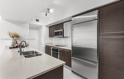 55 SE 6th St, Miami, FL 33131