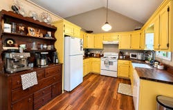 256 CYPRESS Ave, Selmer, TN 38375