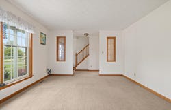 1877 August Dr, Ontario, OH 44906