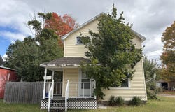 409 Handy St, Newberry, MI 49868