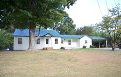2464 EDITH NANKIPOO Rd, Ripley, TN 38063-8104