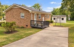 3980 Burnham Circle, Winston-Salem, NC 27105