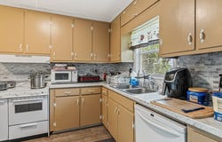 717 SW Sapp Ave, Pelham, GA 31779