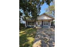 619 W Owing Street, Denison, TX 75020