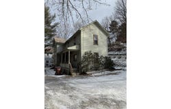 24 2nd Ave, Franklin, PA 16323