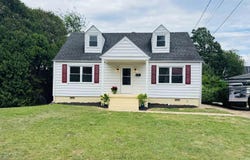 1607 SKYMONT CR, STAUNTON, VA 24401