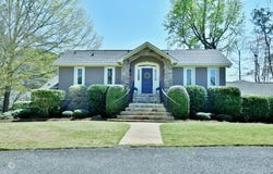 239 Robin Drive, Hamilton, GA 31811