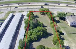 956 N HIGHWAY 67 Freeway, Cedar Hill, TX 75104