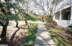 102 GREGORYS Way, VOORHEES, NJ 08043