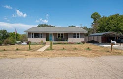 302 Railroad AVE, Heavener, OK 74937