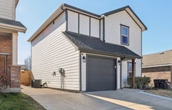 6165 River Pointe Drive, Fort Worth, TX 76114