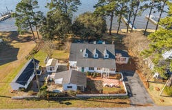 1339 Bayview Road, Bath, NC 27808