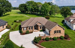 140 Pineberry Drive, Vonore, TN 37885