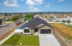 3223 N Van Winkle St, Post Falls, ID 83854