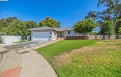24818 Saint Luke Ct, Hayward, CA 94541