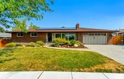 2463 E ARNETT Dr, Millcreek, UT 84109