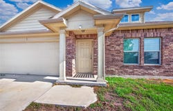 417 Foxglove Dr, Hutto, TX 78634