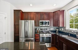 25091 GUNNERY Square, CHANTILLY, VA 20152