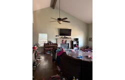833 Burlingame Avenue, Clovis, CA 93612