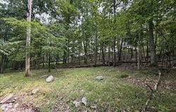 286 Hillock Court, East Stroudsburg, PA 18302