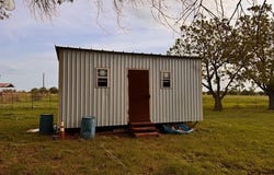 1115 County Road 669, Devine, TX 78016