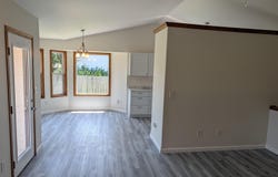 2402 N King St, Hutchinson, KS 67502