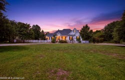 5037 Longbow Drive, Kiln, MS 39556