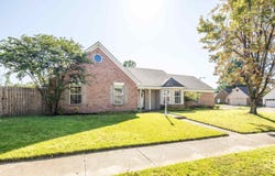 3510 RIPPLECHASE Dr, Bartlett, TN 38133