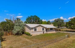 106 HILL Dr, Raton, NM 87740