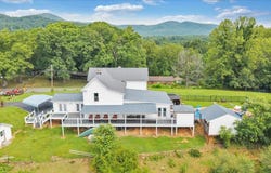 1150 Drewrys Hill Rd, Vinton, VA 24179