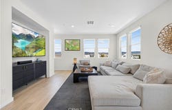 27105 Valley Oak, Valencia, CA 91381
