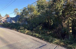 Gladden View Avenue, Fairmont, WV 26554