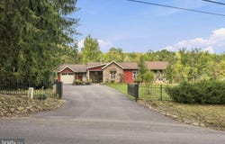 80 DEAD END Road, LITITZ, PA 17543