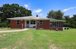 132 South Drive, Mount Ida, AR 71957