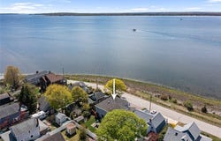 15 Shore Drive, Barrington, RI 02806