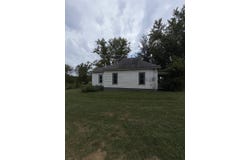 206 N Main St, Numa, IA 52544