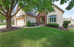 8000 W 154th Street, Overland Park, KS 66223