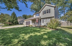352 Carol Lane, Elyria, OH 44035