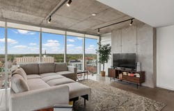 201 E Washington St, IowaCity, IA 52240