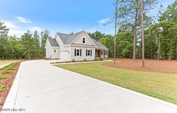 131 Longleaf Drive, West End, NC 27376