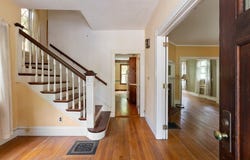 24 Mt Vernon St, Reading, MA 01867