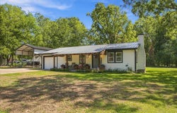 10455 Comanche, Wills Point, TX 75169