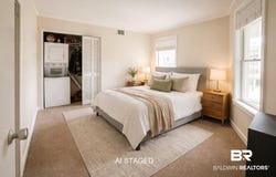 2079 N Seacliff Drive, Daphne, AL 36526