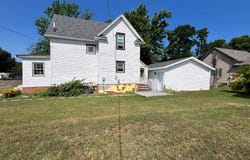 304 E 4th Street, Madison, MN 56256