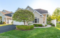 18 Chesapeake Drive, Holmdel, NJ 07733