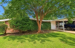 2408 Whispering Pines Cir, Albany, GA 31707