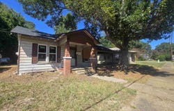 910 Keith Street, Malvern, AR 72104