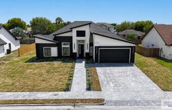 9725 HEIGHTS S, HARLINGEN, TX 78552