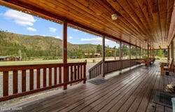 5 County Road 1000, Greer, AZ 85927
